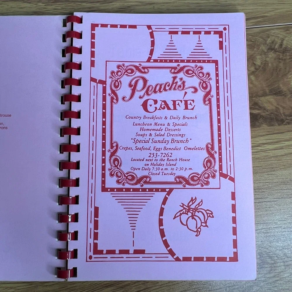 Peach's Cafe Cookbook‎ Vintage 1987 Eureka Springs Arkansas Silver Pink Spiral